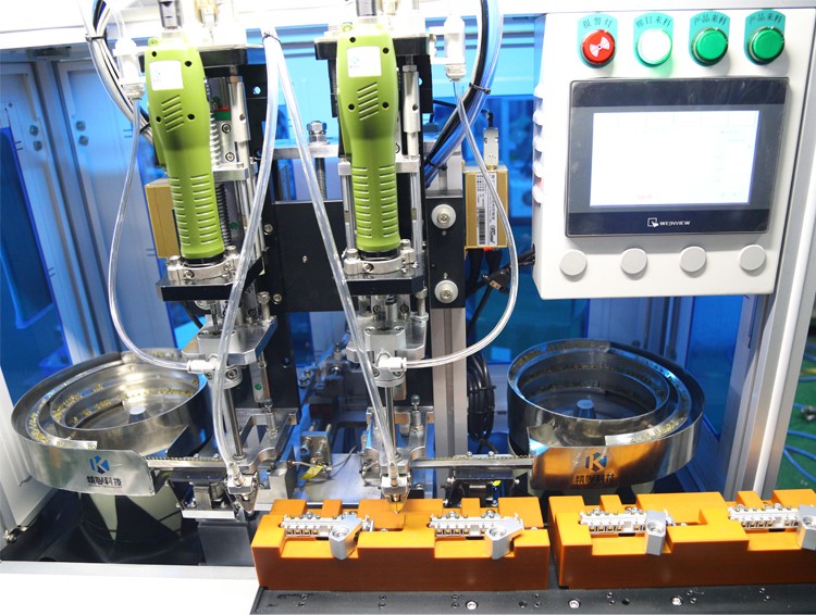 自動鎖螺絲機(jī) 自動鎖螺絲機(jī)