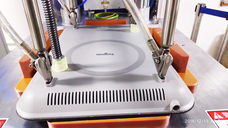 多軸自動(dòng)鎖螺絲機(jī) 自動(dòng)鎖螺絲機(jī)