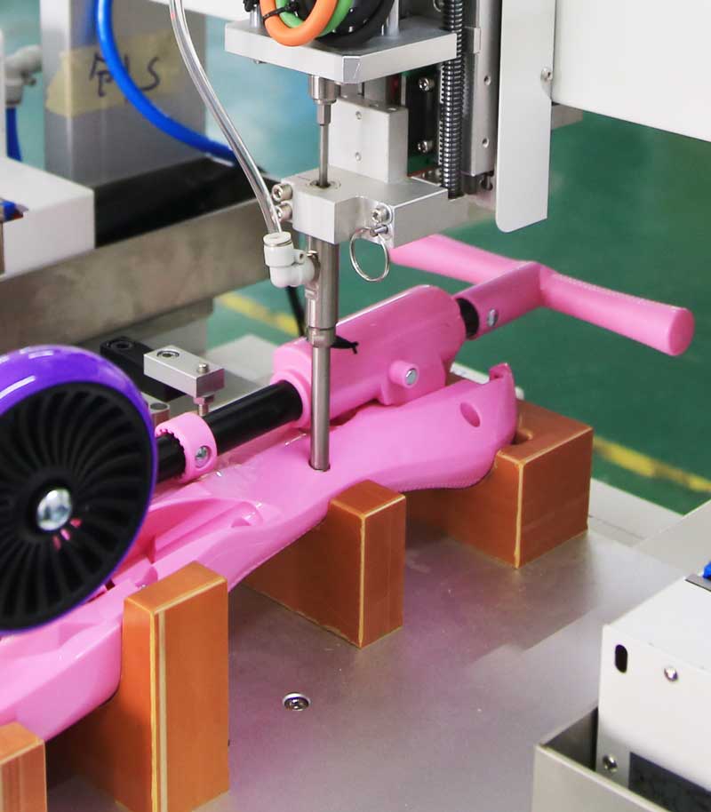 自動(dòng)打螺絲機(jī)廠家-精心科技 自動(dòng)鎖螺絲機(jī)